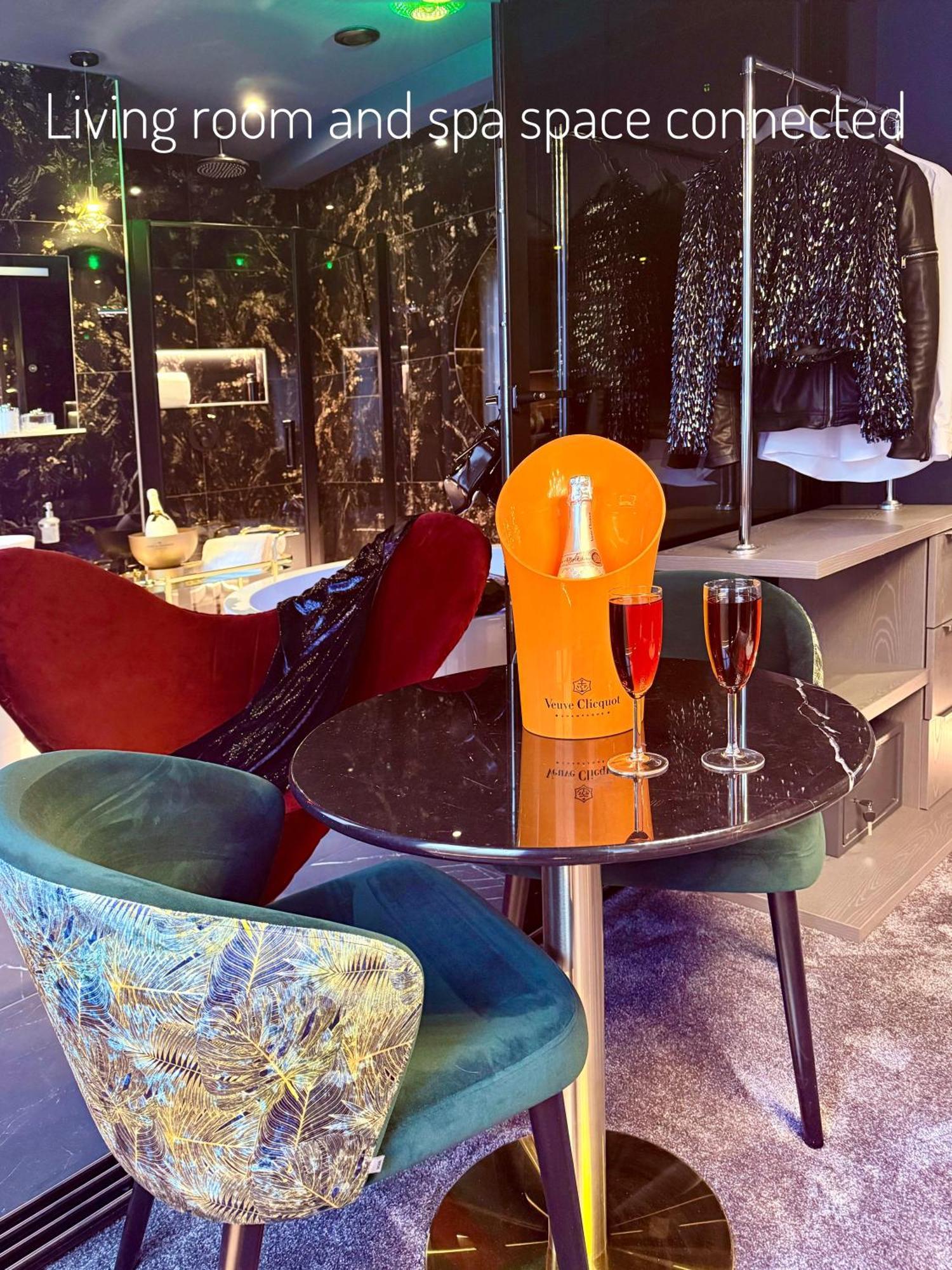 Life Voyage Residence & Spa - Strasbourg'S City Center Luxury Experience Стая снимка